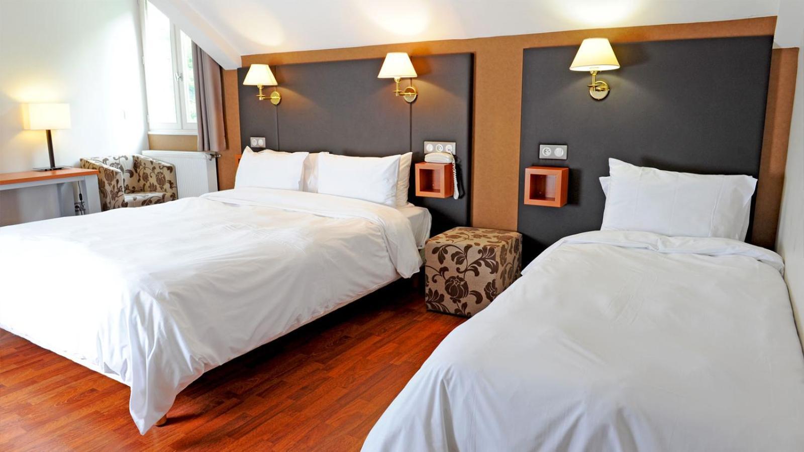 Logis Hotel La Breche De Roland Gèdre Zewnętrze zdjęcie