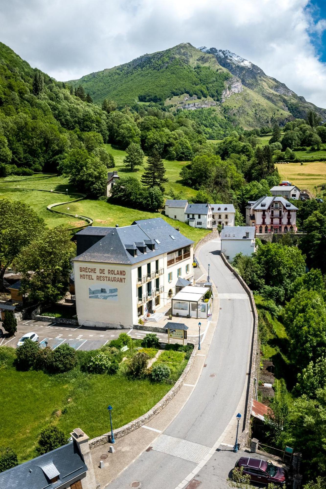Logis Hotel La Breche De Roland Gèdre Zewnętrze zdjęcie