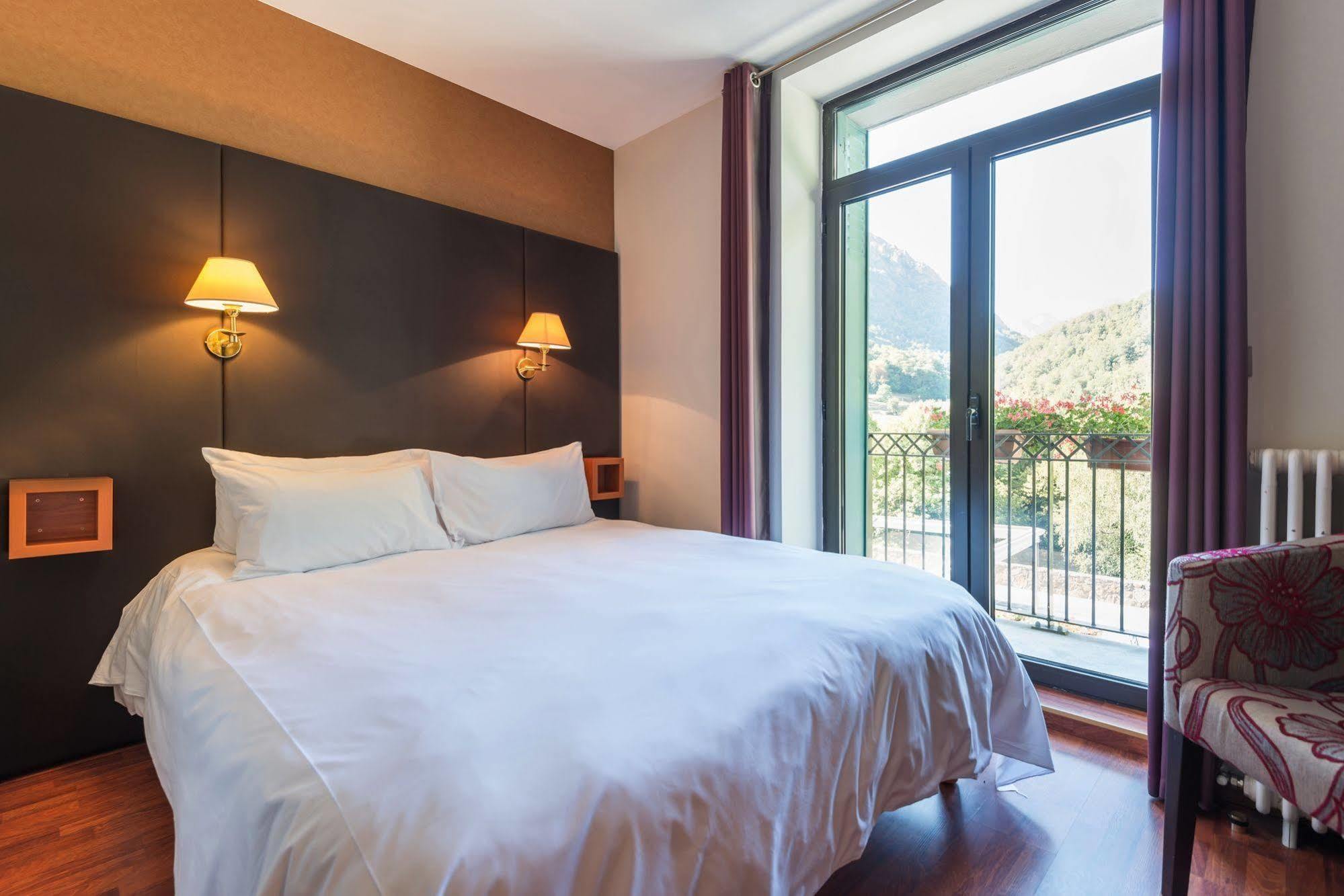 Logis Hotel La Breche De Roland Gèdre Zewnętrze zdjęcie