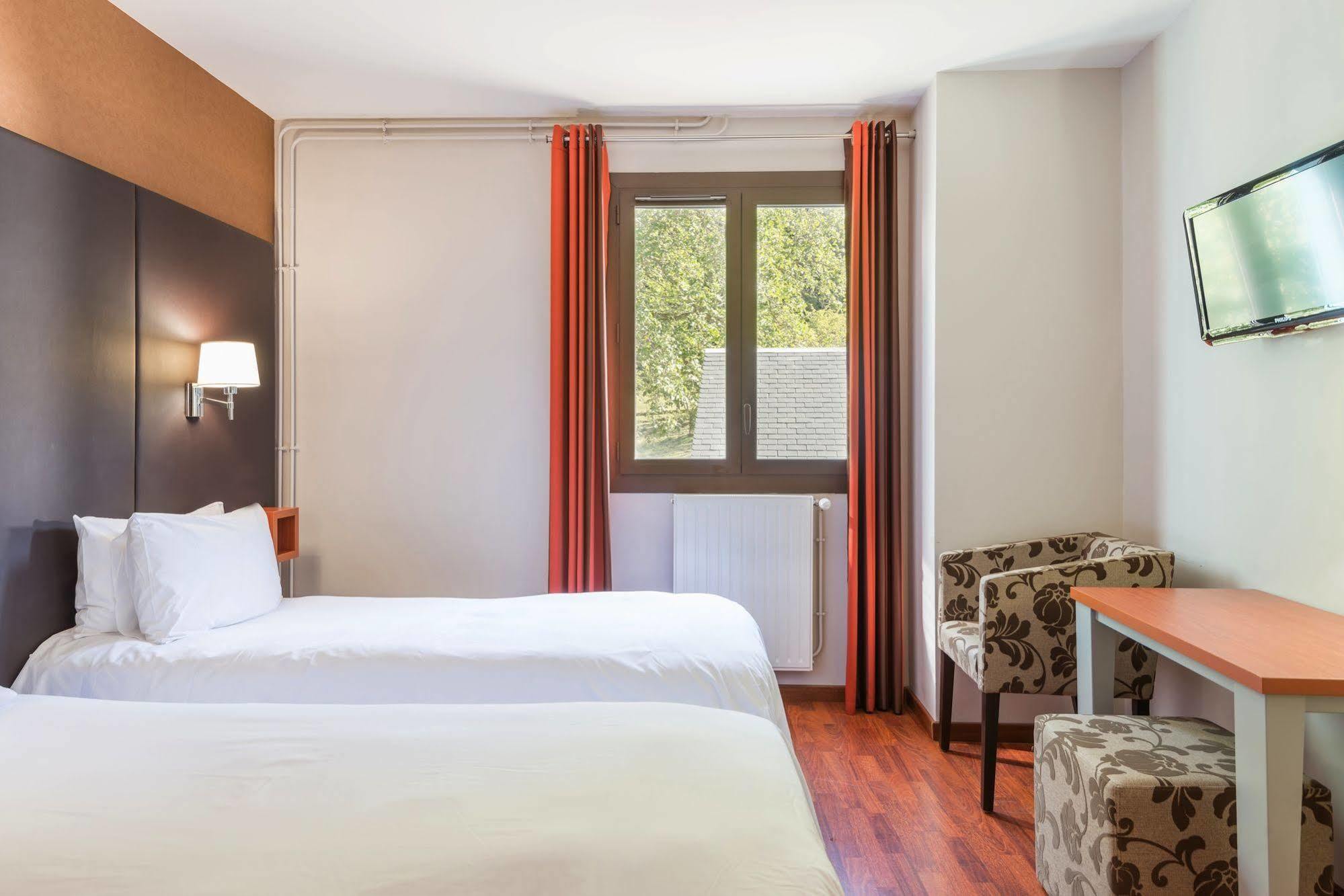 Logis Hotel La Breche De Roland Gèdre Zewnętrze zdjęcie